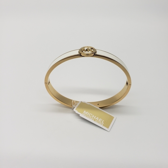 43- MICHAEL KORS Haute Gold Tone White Enamel Bangle Bracelet NWT - Picture 3 of 7